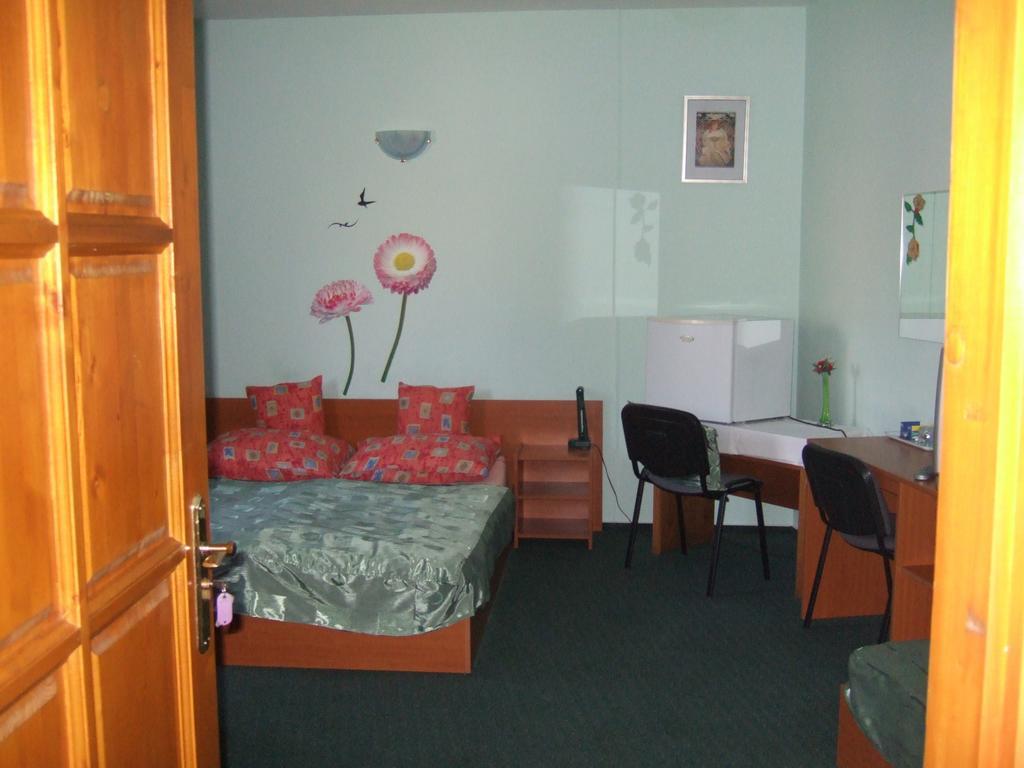 Bed and Breakfast Timarhaz Panzio à Szeged Chambre photo