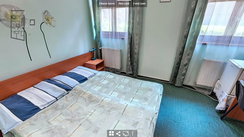 Bed and Breakfast Timarhaz Panzio à Szeged Extérieur photo